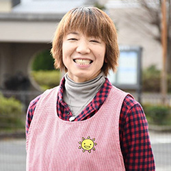 足立 喜代美